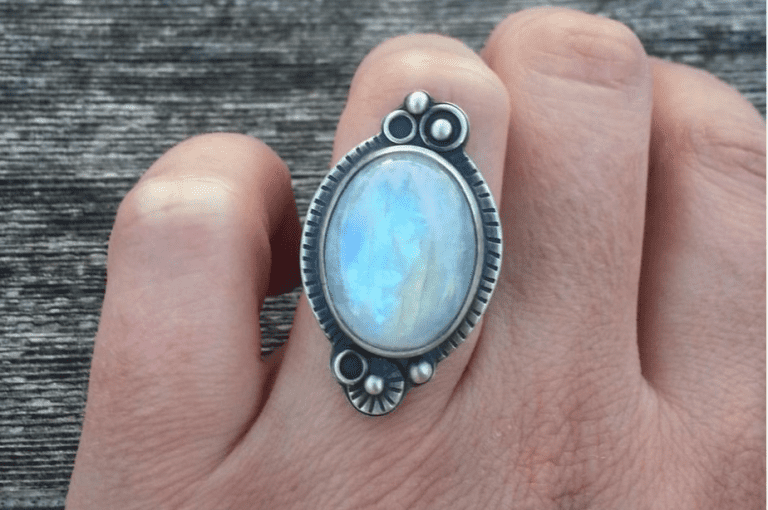 Rainbow Moonstone vs Moonstone Differences From Each Other
