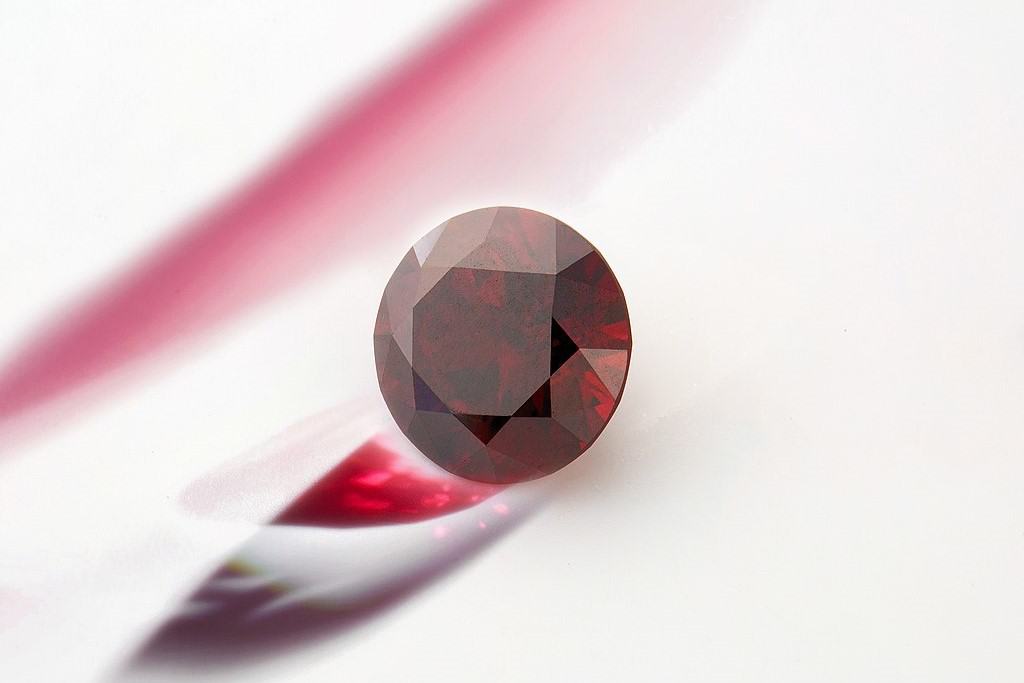 rarest diamond color, red